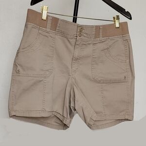 Diane Von Furstenberg Beige Cargo Shorts
